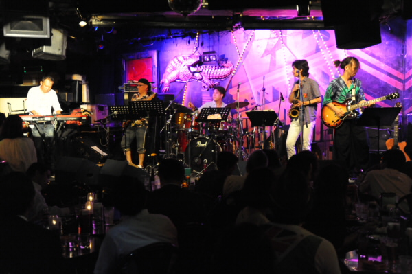 2013.8.13 at CROCODILE #22