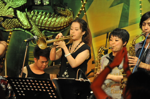 2013.8.13 at CROCODILE #23