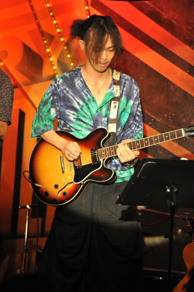 2013.8.13 at CROCODILE #27