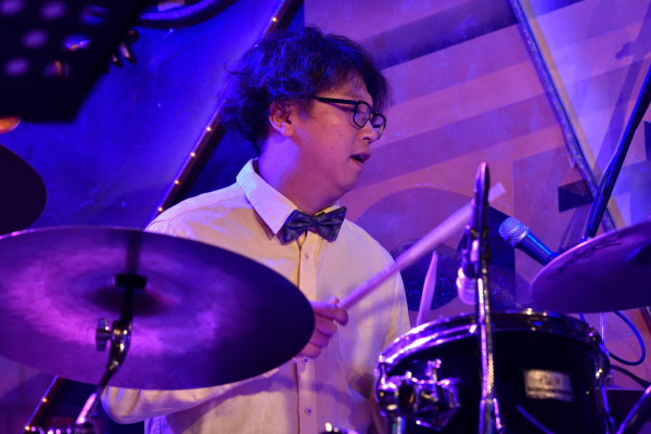 2015.9.14 at CROCODILE #28