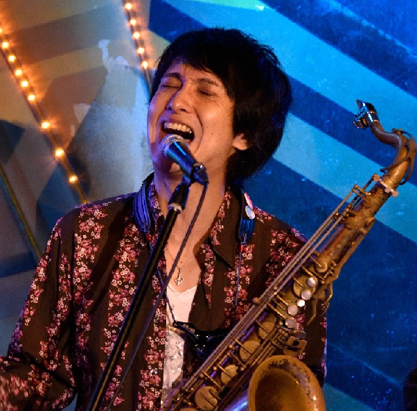 Sax YOSHIKI